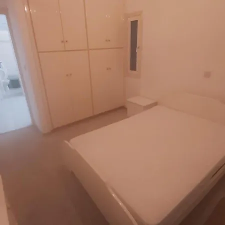 Sea Breeze 4 Bedroom Villa *