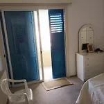 Sea Breeze 4 Bedroom Villa *