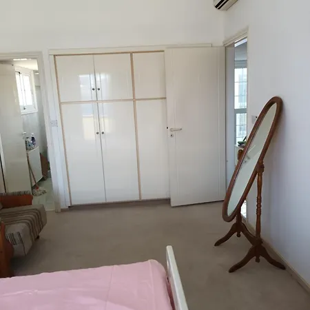 Sea Breeze 4 Bedroom Villa,shared Swimming Pool Villa