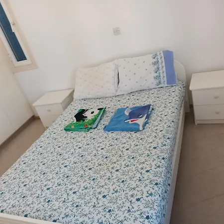 Sea Breeze 4 Bedroom Villa,shared Swimming Pool Villa *