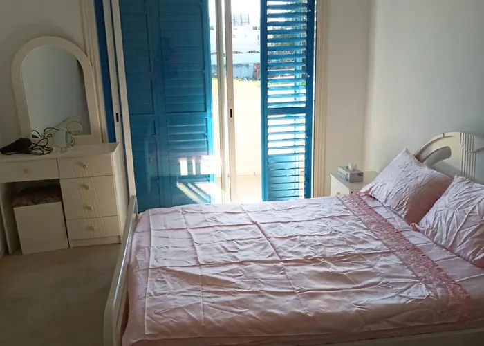 Sea Breeze 4 Bedroom Villa