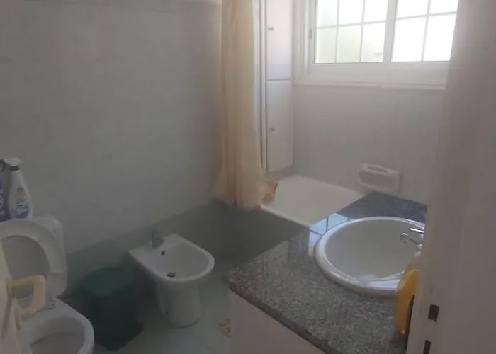 Sea Breeze 4 Bedroom *