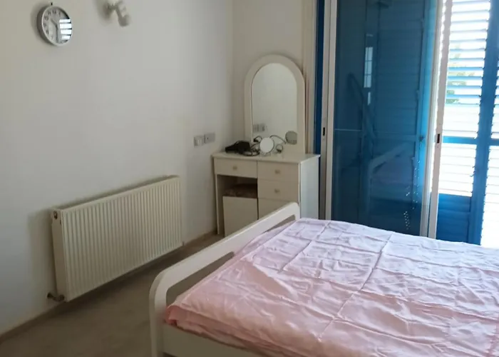 Sea Breeze 4 Bedroom *