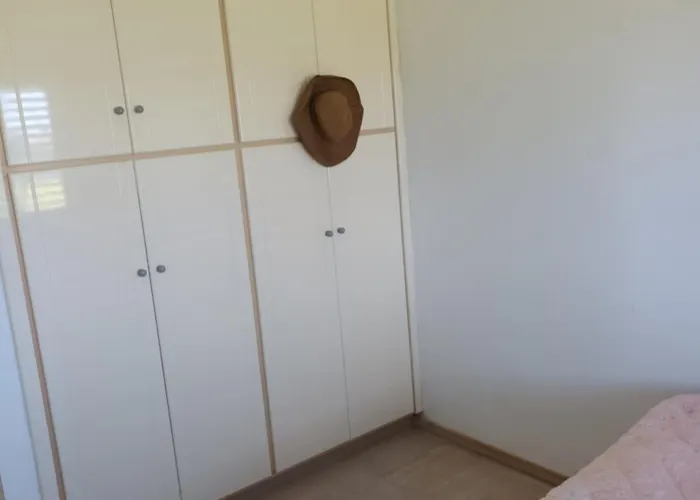 Sea Breeze 4 Bedroom Villa