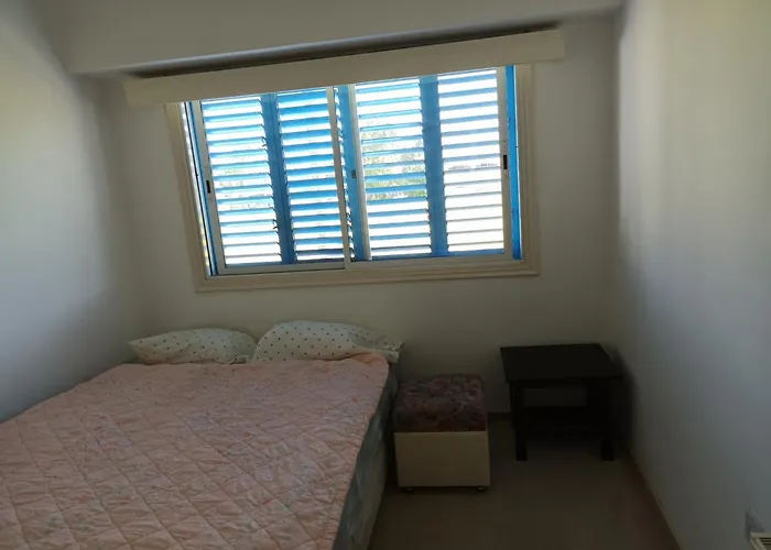 Sea Breeze 4 Bedroom Villa *