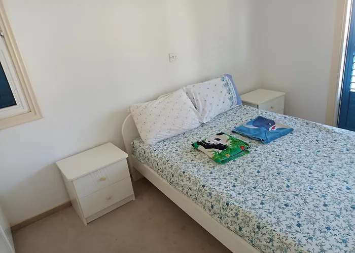 Sea Breeze 4 Bedroom Villa